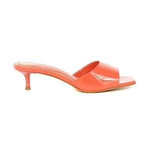 NWOT Vince Camuto Faiza Peach Pop Heeled Sandals